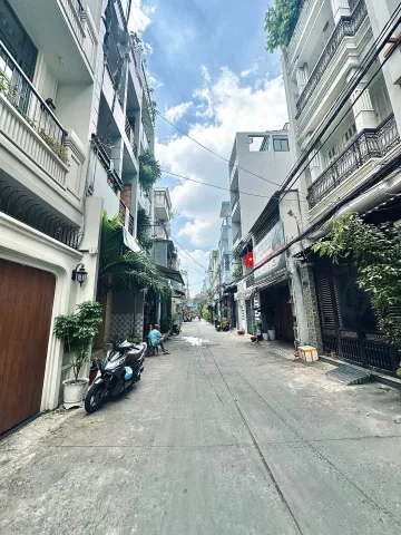 👉🏼ĐÂY LÀ MỨC TÀI CHÍNH TỐT NHẤT ĐỂ A/C DỞ HỮU MỘT CĂN NHÀ CHUẨN TỐT Q11!!!
☄️ÔNG ÍCH KHIÊM - HẺM XE TẢI THÔNG - 5 TẦNG - 44M2 - 5PN - SỔ VUÔNG A4 - CHỈ 9.9 TỶ