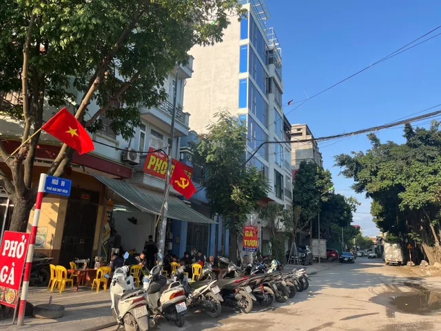 Bán nhà Bùi Huy Bích 60m² full thổ cư ngang 5.6m giá 24.5 tỷ tại Phường Hoàng Mai (MUA/BÁN BĐS nhắn tin Zalo 0862299066)