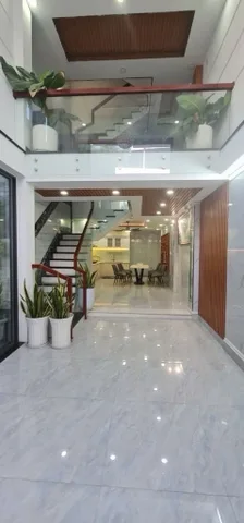 HẺM KIA MORNING - NHÀ MỚI ĐẸP DỌN VÀO Ở NGAY - NỘI THẤT CHÂU ÂU XỊN SÒ - 5 TẦNG GIÁ 8 TỶ