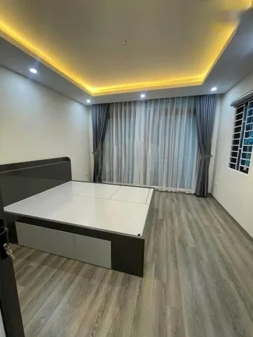Cho Thuê Nhà Ngõ Văn Hương - Đống Đa 21M² 5 Tầng 4 Ngủ - Full Nội Thất - Giá Thuê 13tr