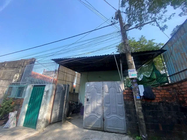 Nhà gần vòng xoay cầu Hang 2.6 tỷ 110 m2
