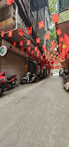 Bán nhà Yên Lãng 28m, OTO Vào nhà, mặt Ngõ thông OTO, gần phố 7,35Tỷ