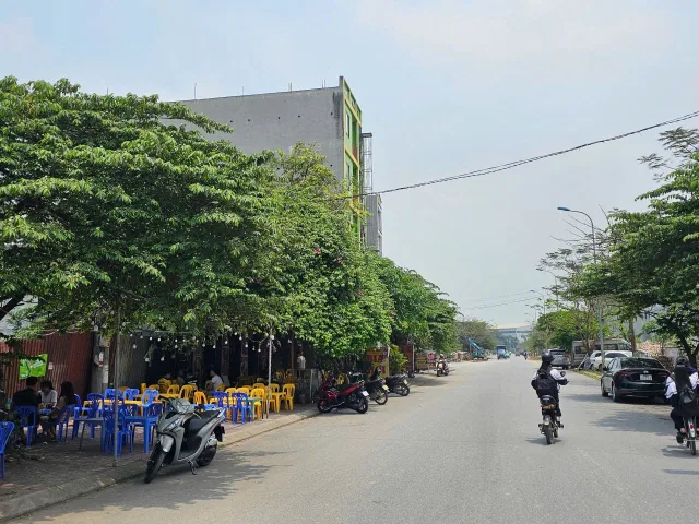 Bán 90m mặt tiền 4.5m đất trục chính chu mẫu 2 đường 20.5m. Phường nam sơn tỉnh bắc ninh