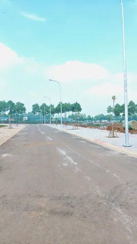 Bán đất 100m² full thổ cư Dầu Giây, đường 28m, đối diện công viên