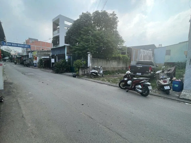 Bán đất mặt bằng buôn bán kinh doanh đường Bình Thành phường Bình Hưng Hòa B, Q. Bình Tân TPHCM, DT: 7x22m.