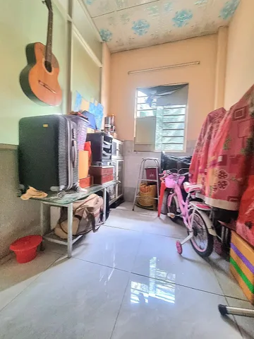 NHÀ NHỎ XINH CỰC ĐẸP -17M2 2 TẦNG – GẦN GA DĨ AN CHỢ DĨ AN 1 – CHỈ 800 TRIỆU