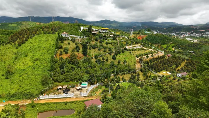 Bán đất 9852m² ngang 30m giá 15 tỷ tại Phường 3 Bảo Lộc