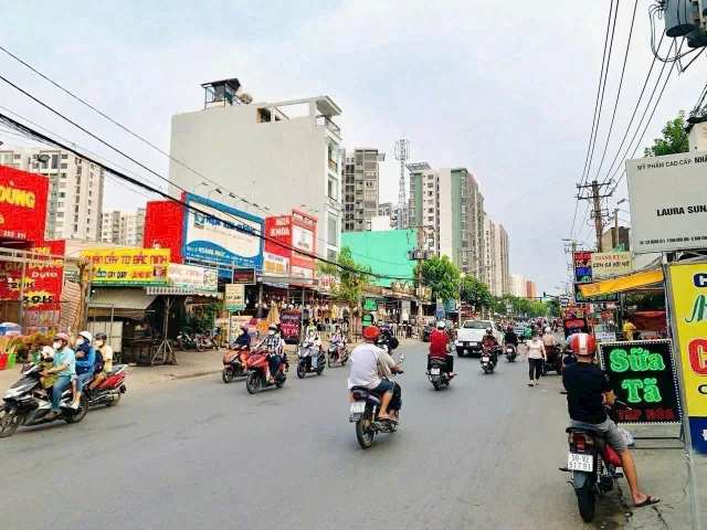 Nhà mặt tiền kinh doanh buôn bán VIP mọi ngành nghề gần Siêu Thị AEON Quận Tân Phú TPHCM, DT: 5x20m.
