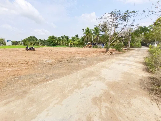 0938113403 Bán đất 104m² full thổ cư ngang 5m giá 660 triệu tại Xã Tân Định Z370