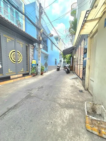 Bán nhà Gấp 3 Tầng HXH Lạc Long Quân Tân Bình