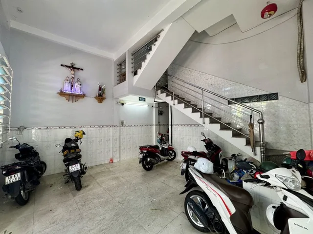 🏡Nhà Đẹp 75m² 🔑 Sẵn Dòng Tiền Gần GO! Ngoài 6 Tỷ