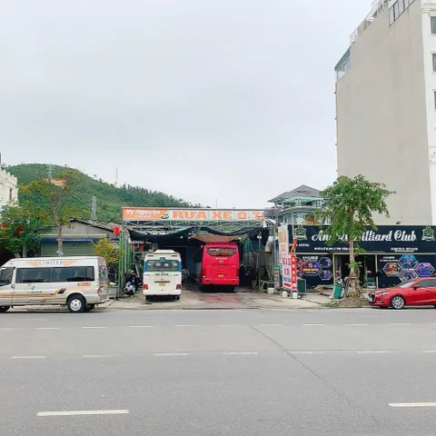 CẦN BÁN GẤP............................. lh sđt/zl:0327927688