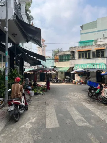 ✨ SIÊU PHẨM QUẬN 7 – 76M2 – NGANG 4.3M DÀI 18M- NGOÀI 6 TỶ ✨