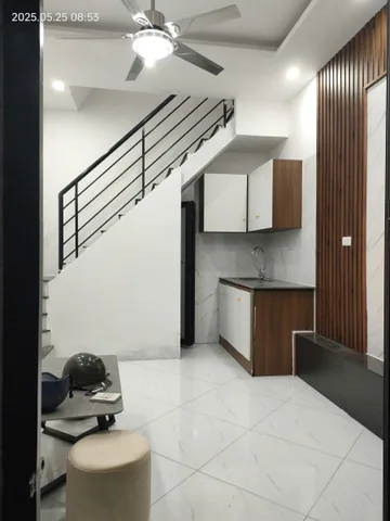 Bán gấp giá rẻ nhà Văn Chương 15m, 4 tầng, mặt tiền 2.8m, 3 tỷ Đống Đa.
🏡