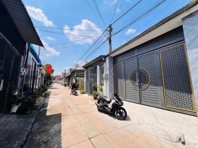 🔥BÁN NHÀ🔥 C4 Ở TÂN XUÂN SỔ HỒNG RIÊNG DT 62M² GIÁ 1TI020