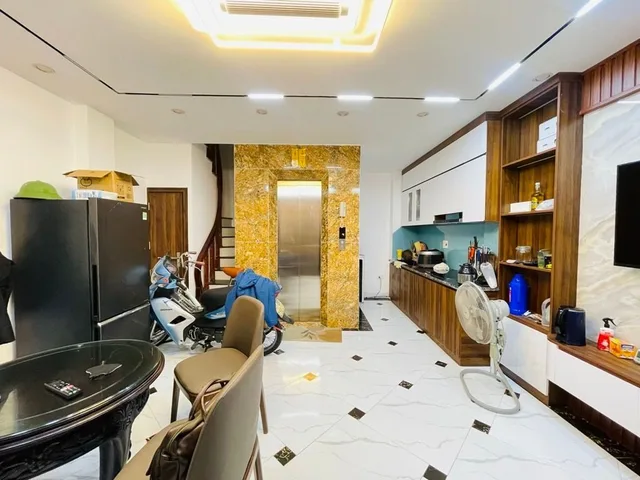 🔥 Nhà Xây Mới, Tôn Đức Thắng, Ôtô Đỗ Cổng, 6 Tầng Thang Máy, MT 4.5m, Sổ Vuông Đẹp