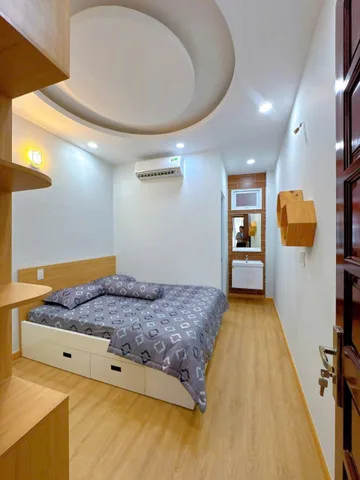 🏡 NHÀ HXH THÍCH QUẢNG ĐỨC- TRUNG TÂM PHÚ NHUẬN - GẦN SÂN BAY- 5PN NỞ HẬU NHẸ - 2 SÂN THƯỢNG TRƯỚC SAU CHỈ 💰 8TY860