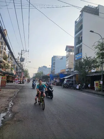 Mặt Tiền Đường Phạm Văn Bạch, Nhà Cấp 4, Gác Lửng , DT :71m² full thổ cư ngang 4m giá 15.9 tỷ tại Phường Tân Sơn