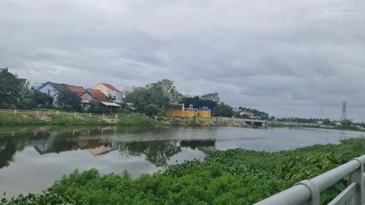 ❌ Bán đất 630m² ( ngang 10m ) full thổ cư - Đường Hùng Vương, View Sông - Giá 25 tỷ