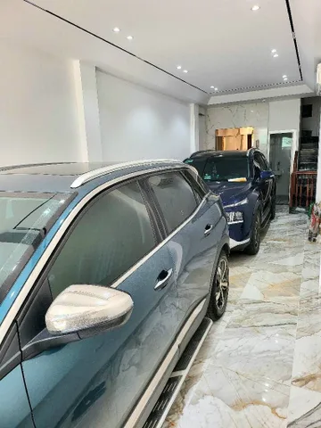 Bán nhà phân lô quân đội Long Biên, 8 tầng thang máy, gara 2 ô tô, vỉa hè ô tô tránh