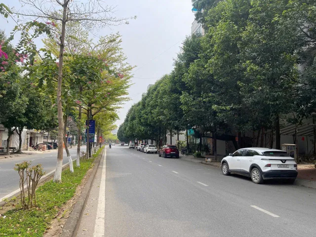 Bán 72m mặt tiền 4m đất dãy LK1 bò sơn 3 mặt đường bình than. Phường võ cường tỉnh bắc ninh