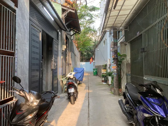Nhà phố Bình Tân - Đ.Lê Đình Cẩn - Cạnh Aeon Tên Lửa - 4x11 - 2tầng - Full NT - Shr - Nhỉnh 4 tỏi