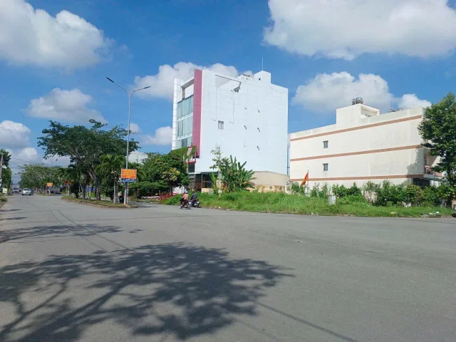 🔥Bán 3 nền liền kế 420m² GÓC đường Nguyễn Thị Sáu & Nguyễn Chánh, KDC 586, P Hưng Phú, TPCT