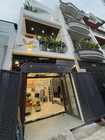 Tôi thiện chí bán nhà đường 7m Trần Cao Vân, P6, Q 3, DT 80,5m2, giá 3 tỷ 790tr, thuê 24tr, sổ riêng