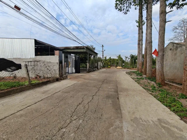 Bán đất 454.5m² có sẵn 120m² thổ cư ngang 10m giá 2.5 tỷ tại Đường Xã Ea Kao Phường Ea Kao