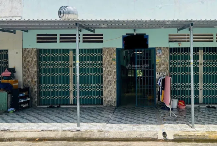 Bán ngộp Dãy trọ Đường TC2, Phường Mý Phước, Bến Cát- Gía 796 Tỷ, Thu nhập 16 Tr/th, Gần KCN 300M.