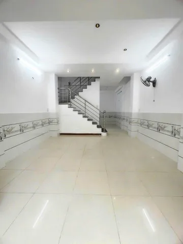 BÁN NHÀ ĐẸP CẠNH HƯƠN.G LỘ 2 - NGÃ TƯ 4 XÃ - HẺM XE HƠI - NGANG KHỦNG 4.5M
