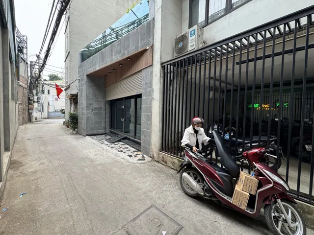 Bán nhà Hồng Tiến 135m² full thổ cư ngang 7m giá 32.5 tỷ tại Đường Hồng Tiến Phường Bồ Đề (MUA/BÁN BĐS nhắn tin Zalo 0862299066)