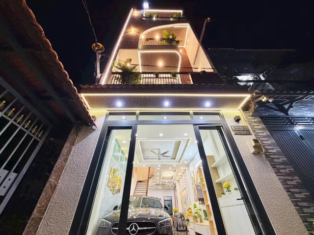 Sang Mỹ định cư bán nhà 47m đường Nguyễn Văn Lượng, P17, Gò Vấp. Xây 4 tầng, hẻm 6m, sổ sẵn