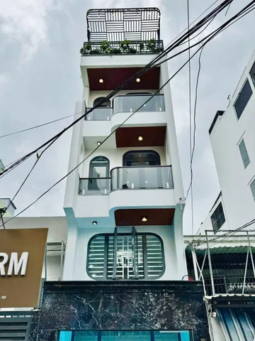 Nhà tại Nguyễn Chí Thanh, P. 12, Q. 5, DT 70m2 (5x14m), giá 3 tỷ 990, dòng tiền 28 triệu/tháng, sổ hồng, SHR chính chủ - hoàn công đủ.