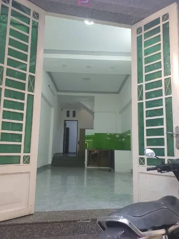 Nhà phố 2 tầng 3PN, Âu Dương Lân Q8 hẻm VIP xe hơi cách nhà 50m, SHR nở hậu hoàn công. Nhỉnh 6 tỷ