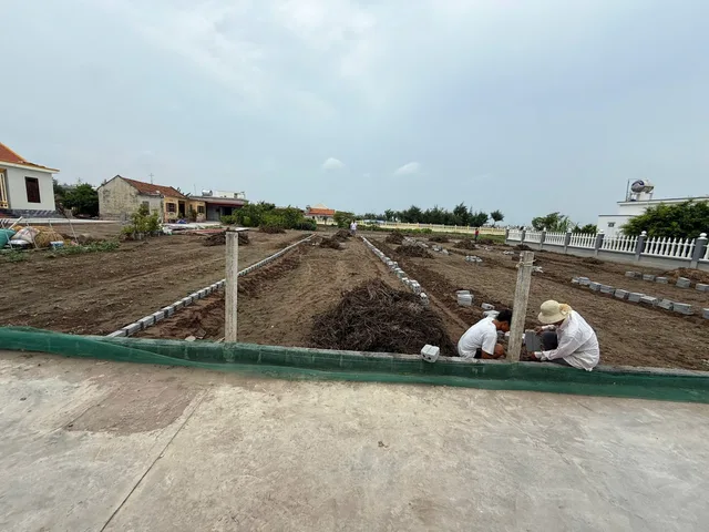 Chính chủ bán lô 129m full thổ 2 mặt tiền trục chính lên biển Thịnh Long