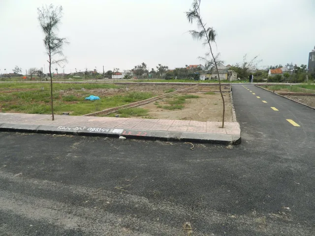 Cần bán gấp lô đất thổ cư View Biển, vị trí đắc địa, sổ full thổ cư, giá rẻ