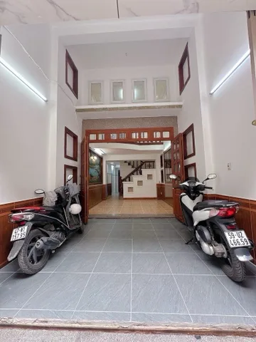 Nhà Bán Phú Thuận, đường xe hơi, ngang 5mx17, 4 tầng, chỉ 7,x ty
