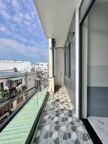 🏆🏆🏆(NC) Nhà Trệt 2 Lầu Trục Chính Hẻm 22 Mạc Đỉnh Chi P.Ninh Kiều Cần Thơ 
💰💰4 tỷ 550 Triệu 
- Hẻm thông ra hồ Huỳnh Cương, Đề Thám, Hoàng Văn Thụ...
- DIỆN TÍCH : 5,62m x 12m nở hậu 5,87m.
- Pháp lý : Thổ cư hoàn công
- Hướng : Tây Nam
- Lộ giới : 