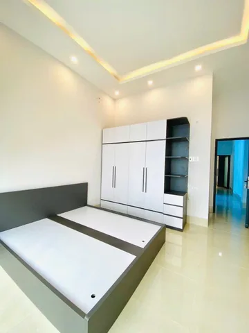 🏆🏆🏆(NC) Bán Nhà KDC Đại Ngân Sân Đậu ÔTô Gần ĐH Y Dược Cần Thơ 
💰💰4Tỷ150Tr 
—————————
Diện tích: 4mx20m
Hướng Tây Bắc
Lộ Ôtô 
Công năng: phòng khách, phòng bếp, 3 toilét, 3 phòng ngủ rộng rãi 
Hoàn công, đường số 1 Đại Ngân  vào 30m tới nhà. Cách đ