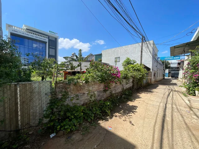 Bán đất 125m² có sẵn 50m² thổ cư ngang 5m giá 3.7 tỷ tại Đường Thủ Khoa Huân Phường Thành Nhất