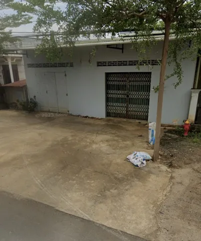 Mặt tiền Tỉnh Lộ 2, ngay nút giao ngã 4 đường Tránh Đông 12x30m full thổ cư, có nhà cấp 4 còn mới. Bán 4tỷ350tr bớt lộc