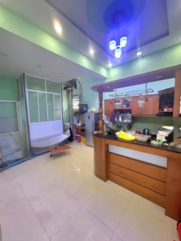BÁN NHÀ ĐẸP SÁT HUƠ.G LỘ 2 - COOPMAR.T - HẺM XE HƠI - ( 6X20M )