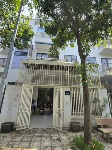 Cho Thuê Khu Biệt Thự LK Foresa Xuân Phương - Nam Từ Liêm 90M² 4 Tầng 5 Ngủ - Nội Thất CB -  Ô Tô Tránh Trước Nhà - Giá Thuê 22tr