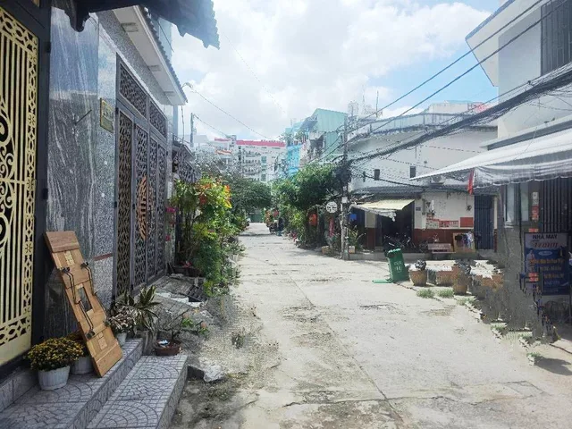 Bán nhà Gấp C4 Đường 2D An lạc Bình Tân