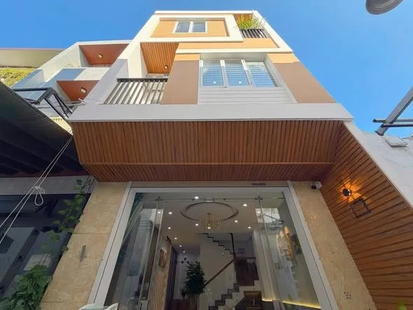 🏠 BÁN NHÀ 50M2 PHAN HUY ÔN - HOÀ CƯỜNG - TRUNG TÂM HẢI CHÂU, CHỈ 5,XTY CÓ NGAY 3 TẦNG 3 MÊ KIỆT 3M GẦN BÃI ĐỖ Ô TÔ