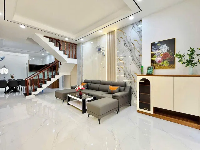 Bán nhà gần chợ Thạch Đà giá dưới 3 tỷ. Nhà 50.3m² Phạm Văn Chiêu xây 1 trệt 2 lầu. Sổ riêng sẵn