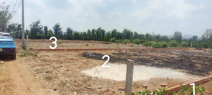 chính chủ bán đất trung tâm  600m² ngang 20m giá 1 tỷ tại Xã Cư Jút