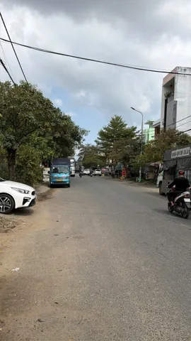 Bán đất mặt tiền đường Hoàng Tăng Bí Phường Đà Nẵng. Đường rộng 10,5m.