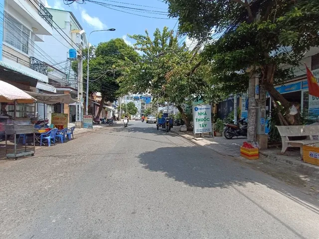 MT ĐƯỜNG SỐ TÂN QUY, CẠNH UBND PHƯƠNG THÍCH HỢP XÂY MỚI LÀM VP, CHDV,